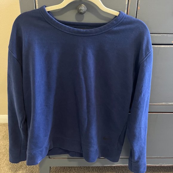 Nike Women's Dri-Fit Open Back Sweatshirt - Picture 3 of 5